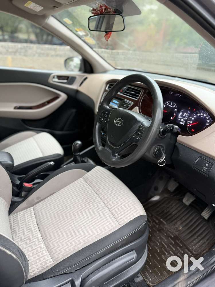 Hyundai Elite I20 Sportz (o) 1.2, 2018, Petrol