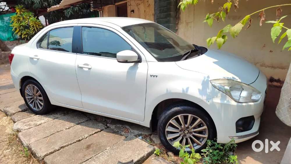 Maruti Suzuki Swift Dzire 2017 Petrol 89000 Km Driven