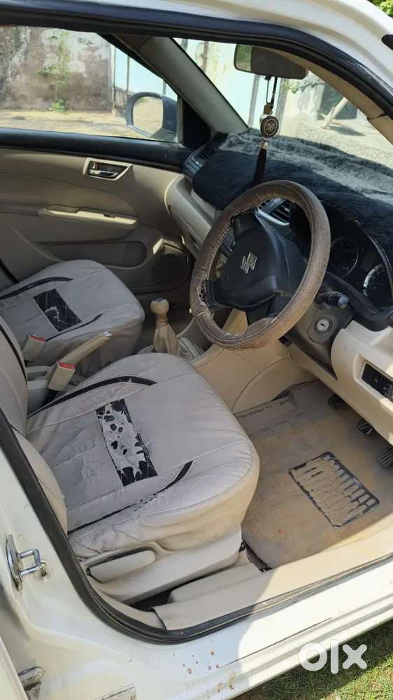 Maruti Suzuki Swift Dzire 2015 Diesel 127533 Km Driven