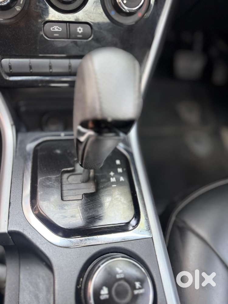 Tata Nexon 1.5 Revotorq Xma Plus (s) Amt, 2023, Diesel