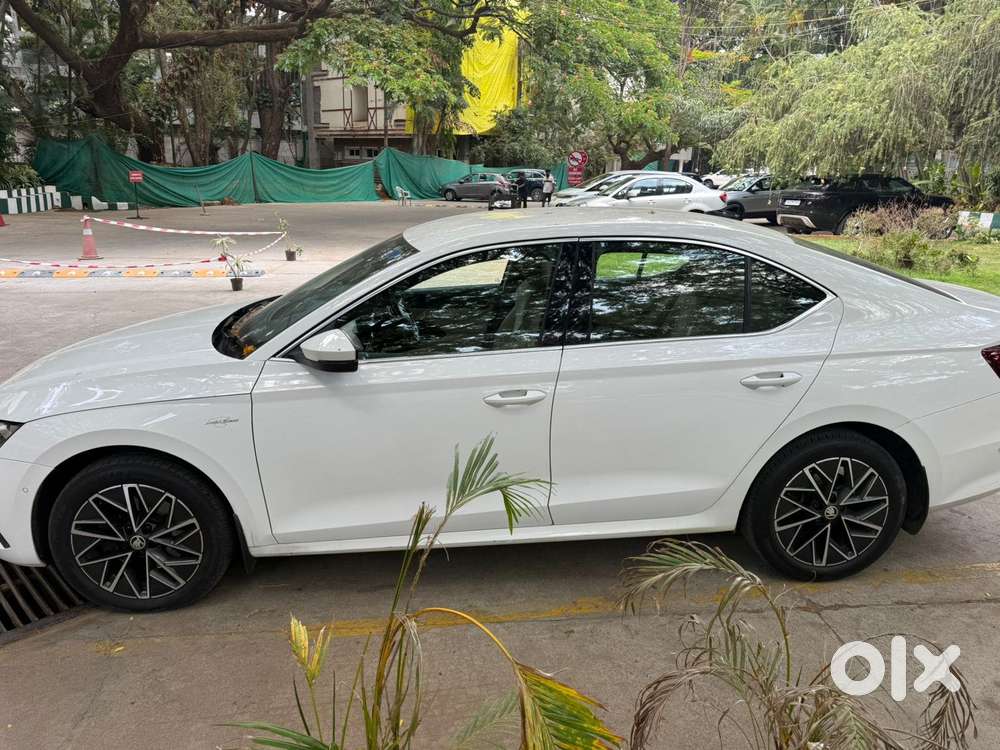 Skoda Octavia 2.0 L K Tsi At, 2023, Petrol