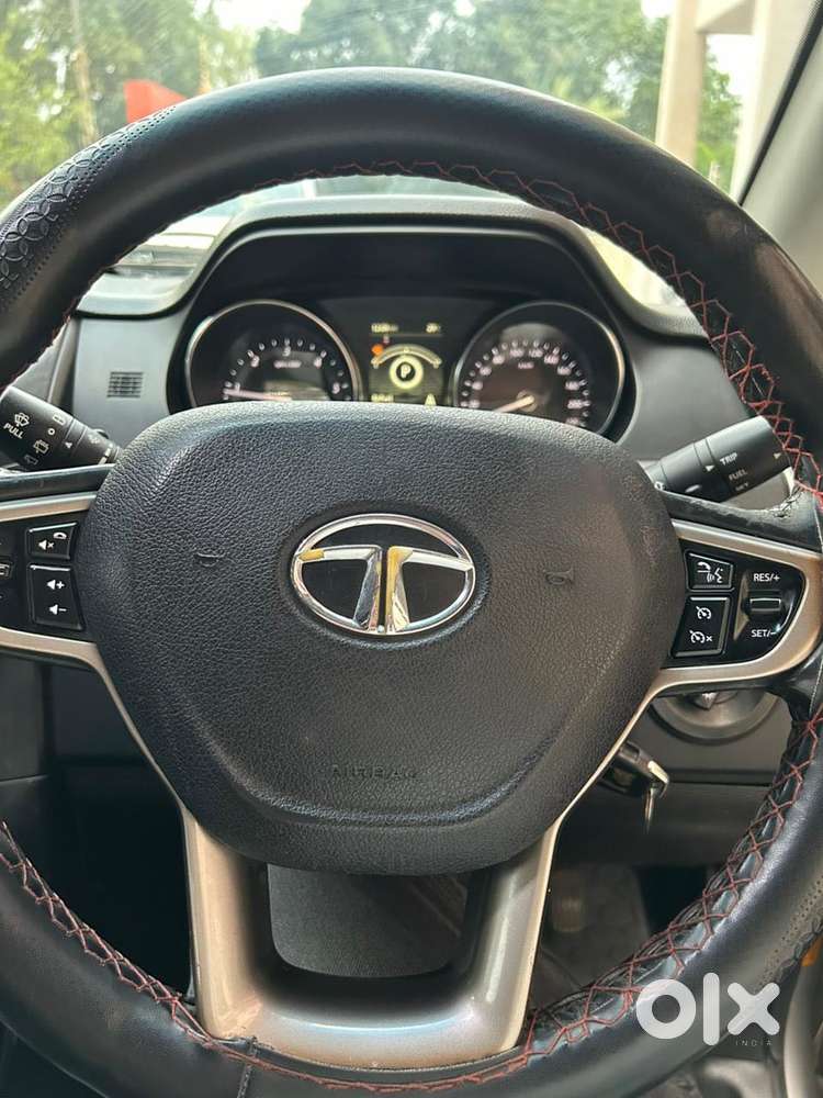 Tata Hexa Xta, 2018, Diesel