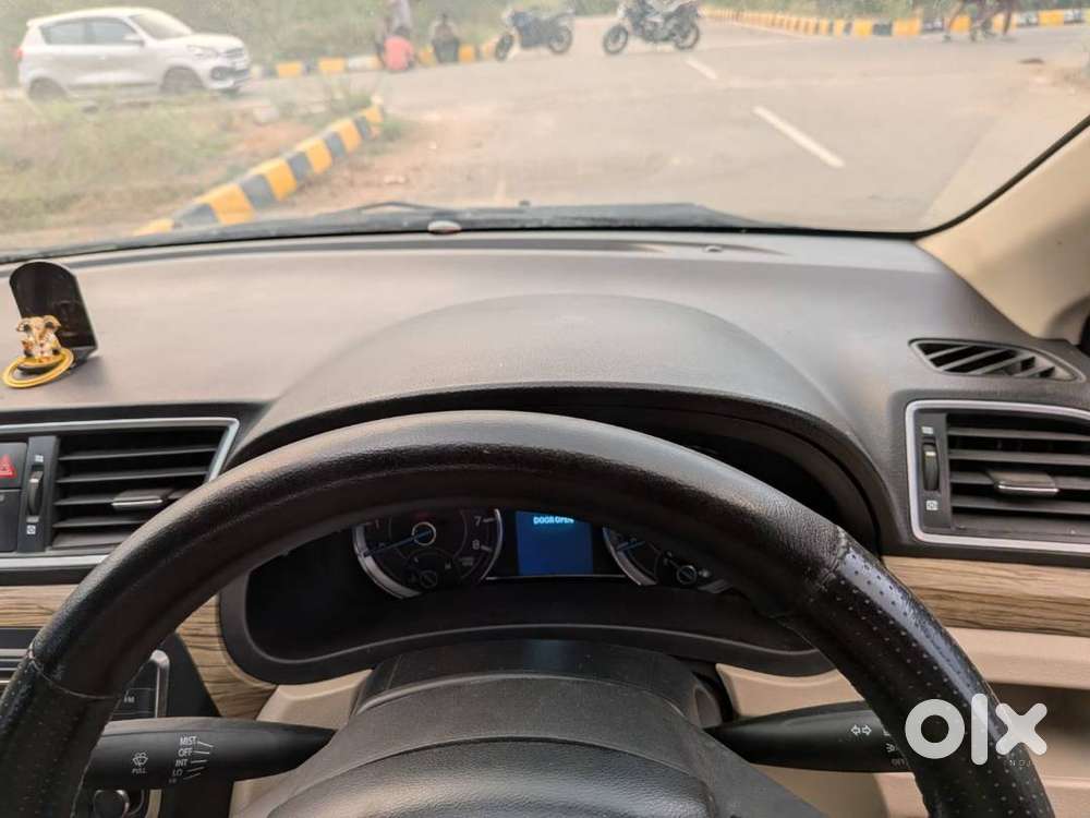 Premium Maruti Suzuki Ciaz Delta Petrol (smart Hybrid) - High Mileage,