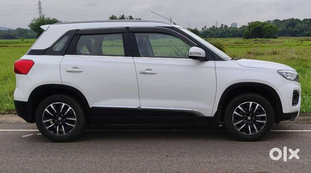Maruti Suzuki Brezza 1.5 Zxi Plus Smart Hybrid, 2020, Petrol