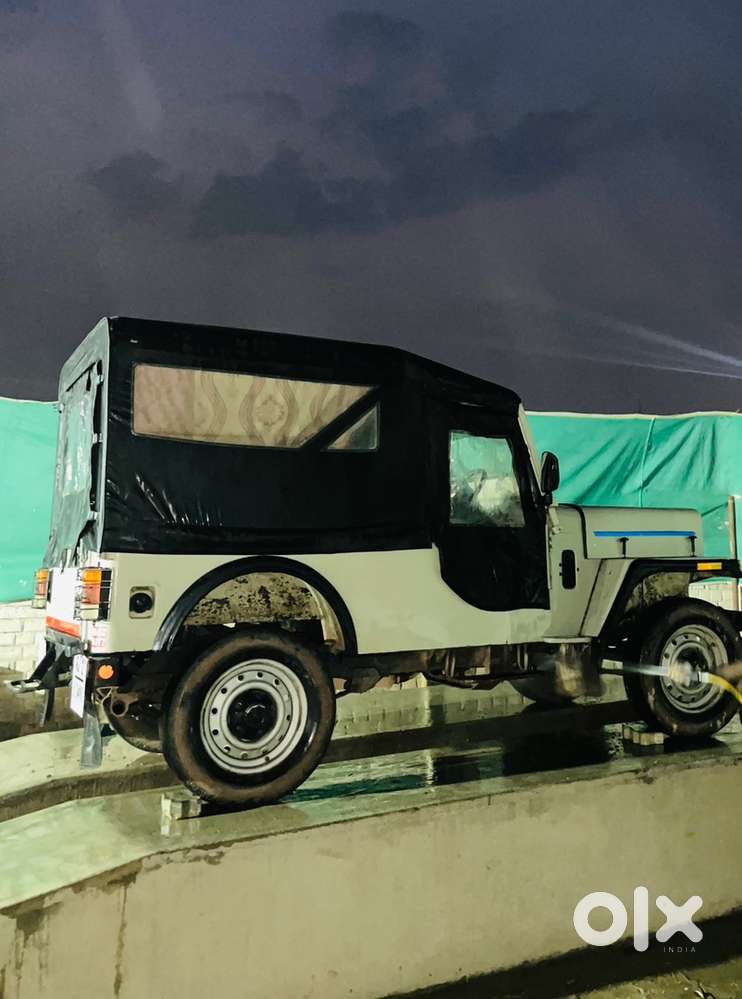 Mahindra Jeep 2004 Diesel Well Maintained