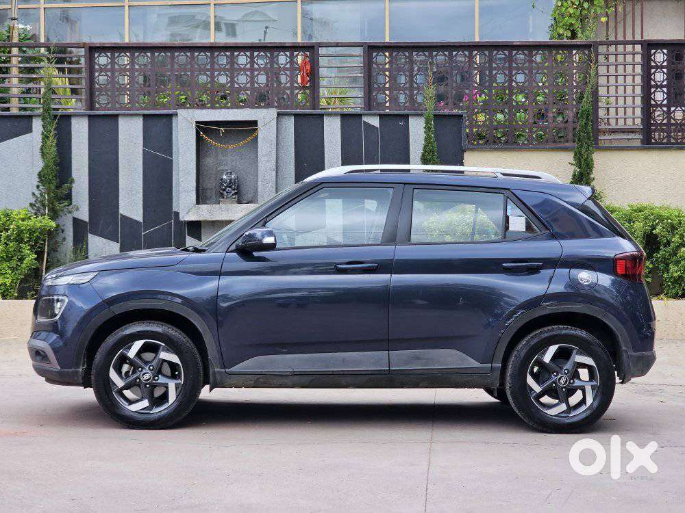 Hyundai Venue 1.0 Sx (o) Turbo Dual Tone, 2019, Petrol