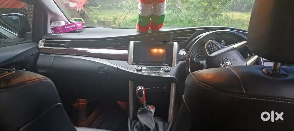 Toyota Innova Crysta 2017 Diesel Well Maintained