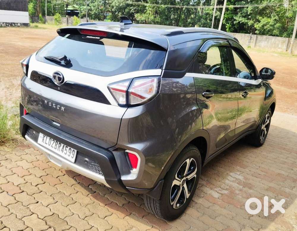 Tata Nexon 1.2 Revotron Xza Plus (o) Amt, 2022, Petrol