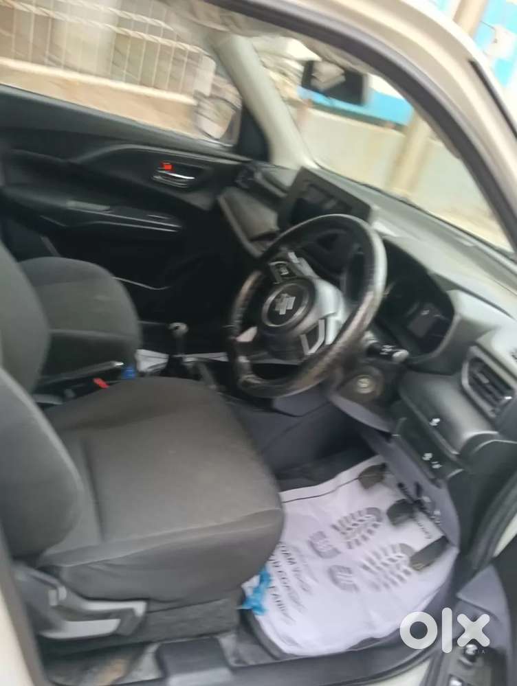 Maruti Suzuki Swift Vxi, 2024, Petrol