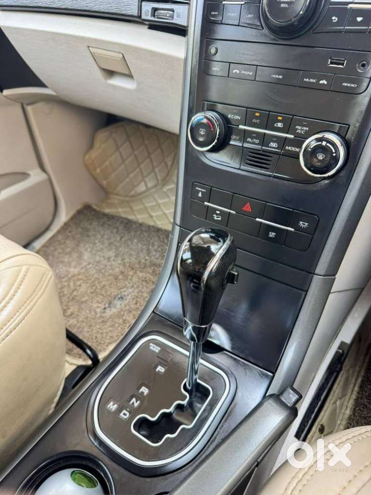 Mahindra Xuv500 At W10 Fwd, 2016, Diesel