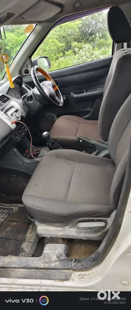Maruti Suzuki Swift 2012