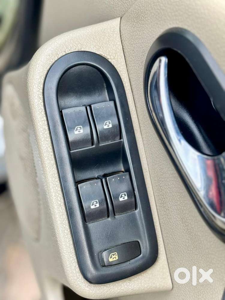 Nissan Terrano 2015 Diesel Xv Top Model In Showroom Condition