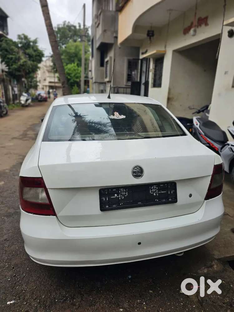 Skoda Rapid Elegance 2011 Tdi