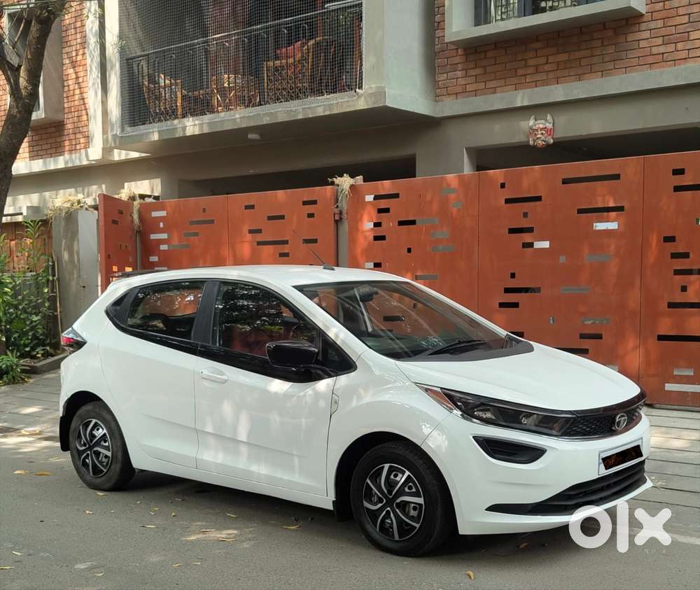 Tata Altroz 1.2 Xm, 2024, Petrol