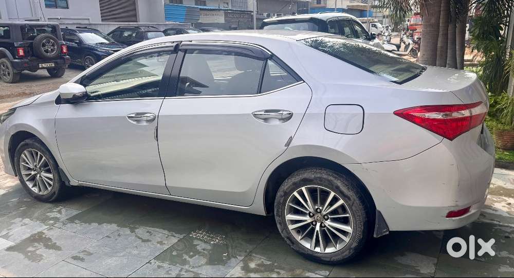 Toyota Corolla Altis 2016