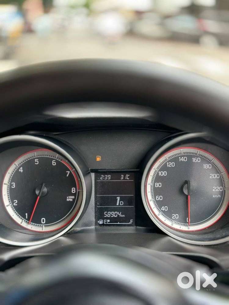 Maruti Suzuki Swift, 2023, Petrol