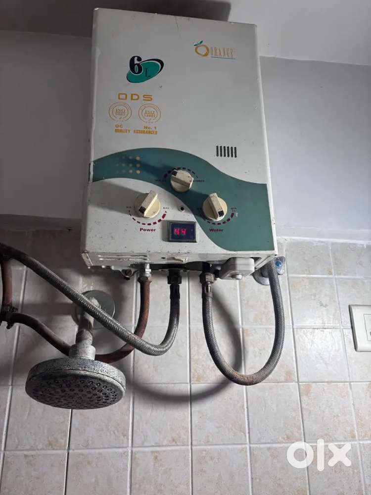 LPG gas water heater (Gas geyser)