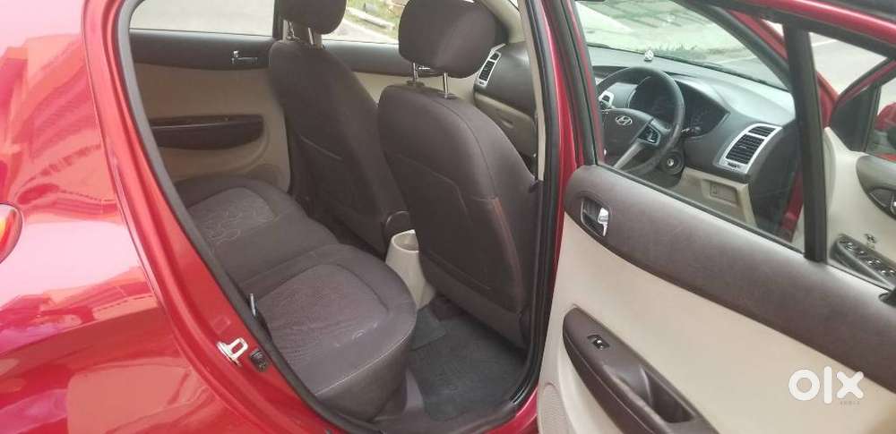 Hyundai I20 Sportz 1.2 Bs-iv, 2011, Petrol