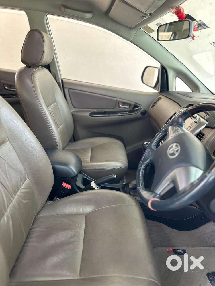 Toyota Innova 2015 Diesel 34500 Km Driven