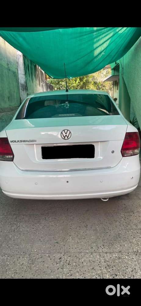 Volkswagen Petrol 2011 Car