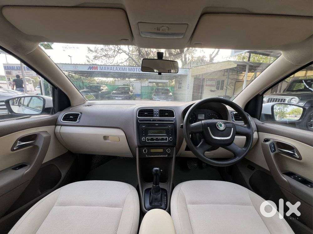 Skoda Rapid 1.6 Mpi At Elegance, 2012, Petrol