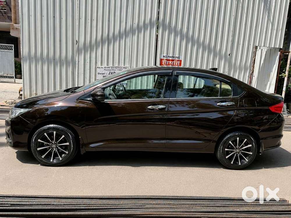 Honda City 2018 V Petrol Push Start Vip Number Keyless Entry New Tyres