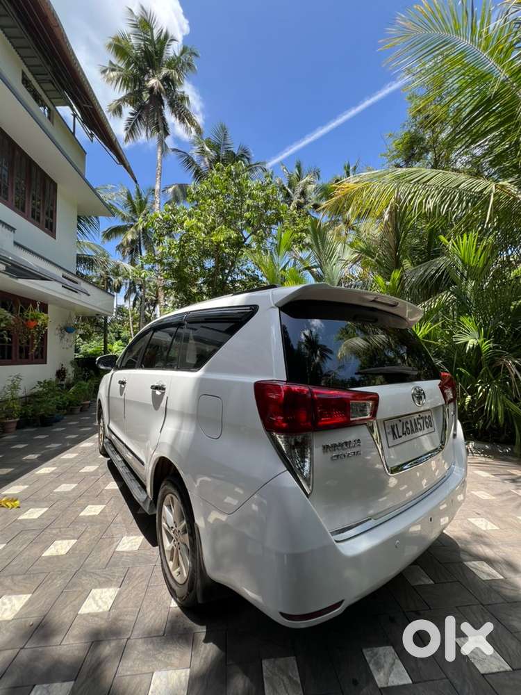 Toyota Innova Crysta 2017