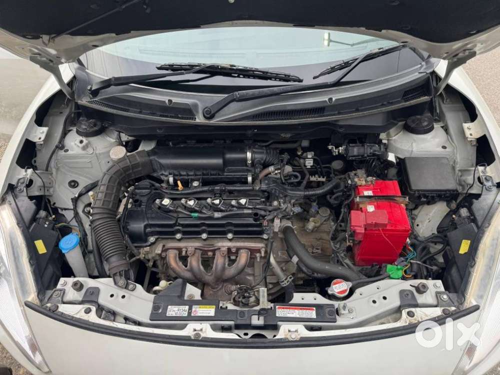 Maruti Suzuki Dzire 1.2 Vxi, 2017, Petrol