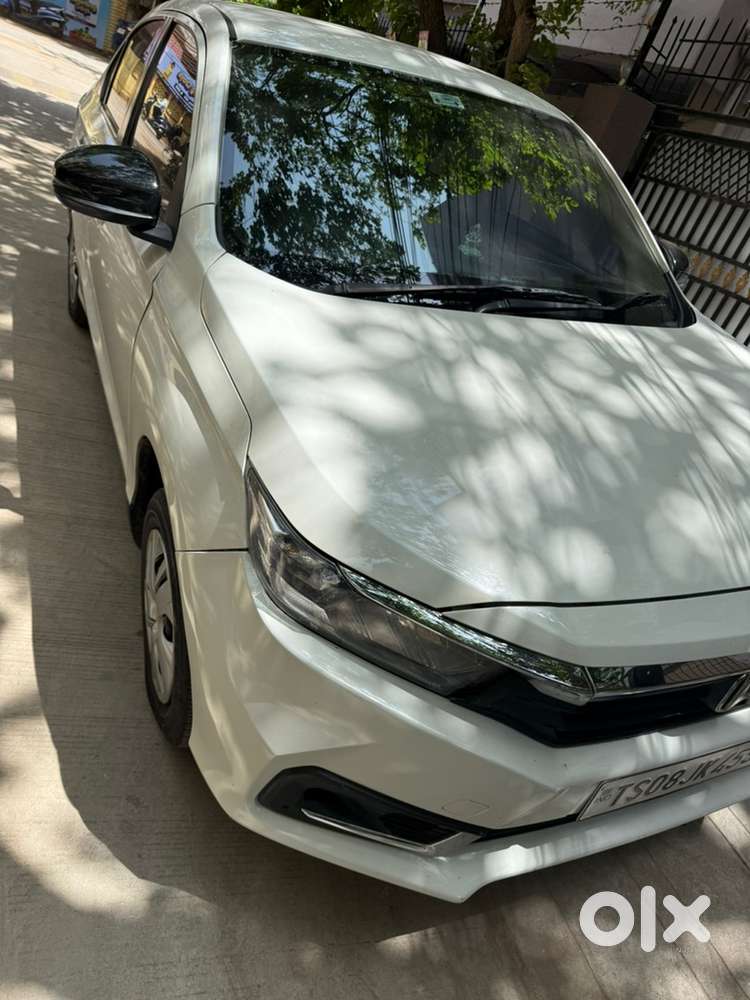 Honda Amaze 2nd Gen Petrol 25000 Km Driven