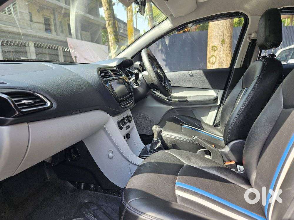 Tata Tiago 1.2 Revotron Xt (o), 2022, Petrol