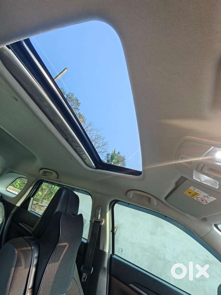 Maruti Suzuki Brezza 1.5 Zxi Plus Smart Hybrid, 2023, Petrol