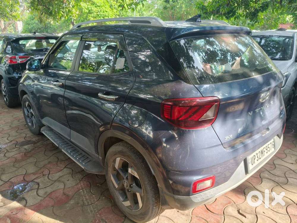 Hyundai Venue S Turbo, 2021, Petrol