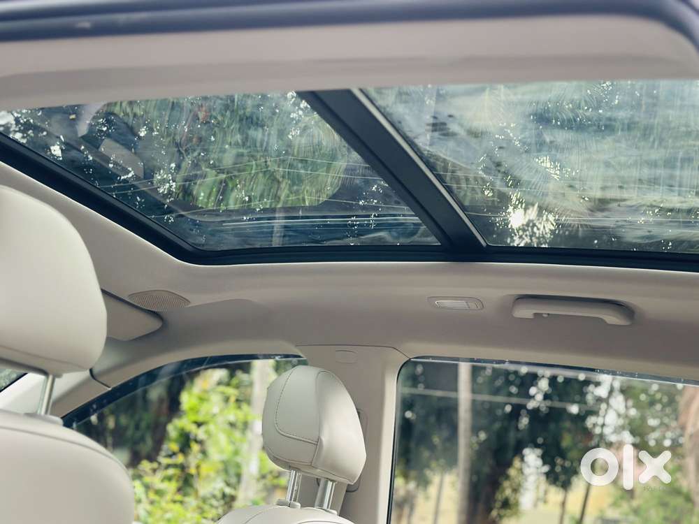 Mahindra Xuv700 2.2 Ax 7 Diesel Mt Luxury Pack Str, 2022, Diesel