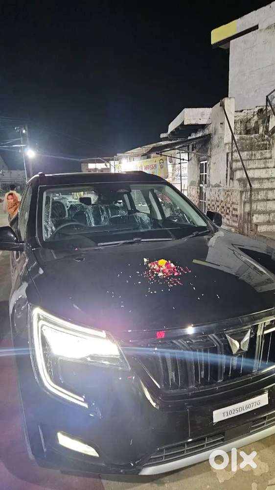 Mahindra Xuv700 Diesel 2025 Ebony Edition