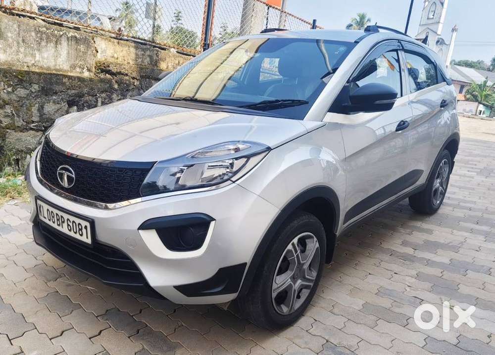 Tata Nexon 1.2 Revotron Xm (s), 2018, Petrol