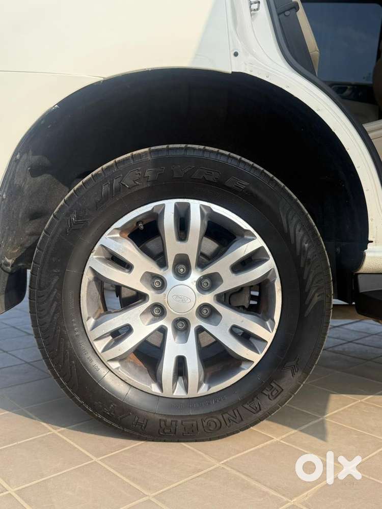 Ford Endeavour 3.2 Titanium At 4x4, 2017, Diesel