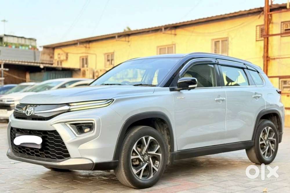 Toyota Urban Cruiser Hyryder 1.5 V Hybrid, 2023, Petrol