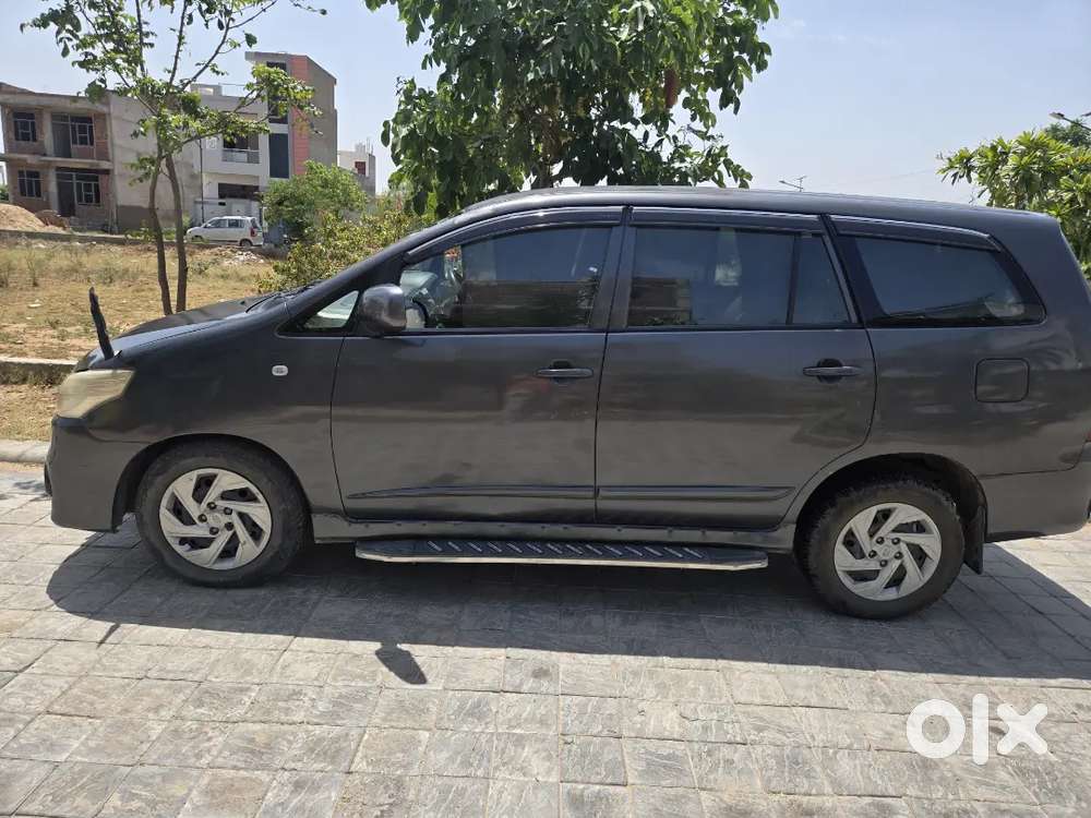 Toyota Innova 2.5 G 2015 Diesel Manual