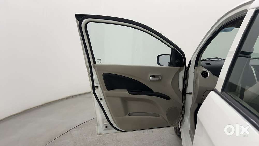 Maruti Suzuki Celerio 1.0 Vxi Amt, 2017, Petrol