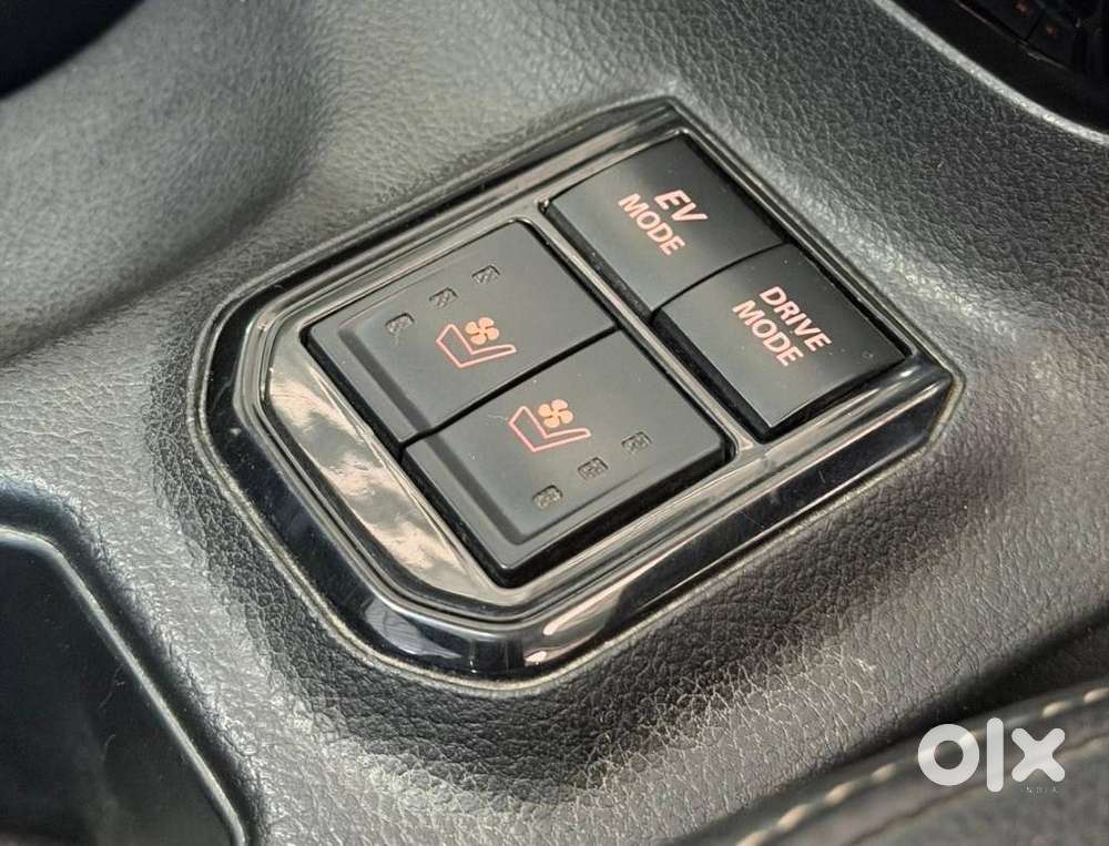 Maruti Suzuki Grand Vitara 1.5 Alpha Plus Dual Tone Intelligent Hybr..