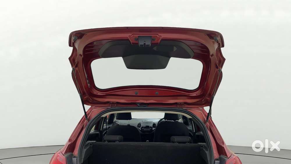 Ford Figo Petrol Titanium, 2020, Petrol