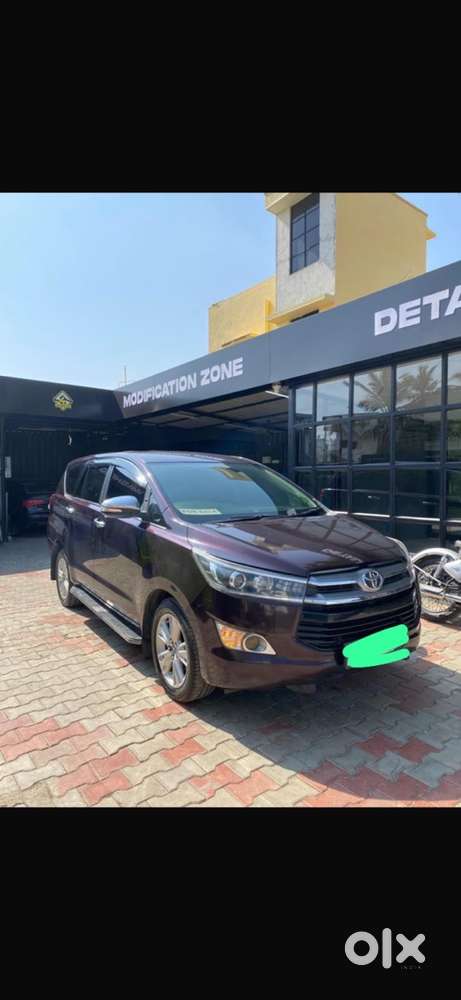 Toyota Innova Crysta Diesel 2016