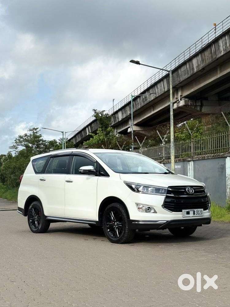 Toyota Innova Crysta 2.8 At Touring Sport, 2017, Diesel