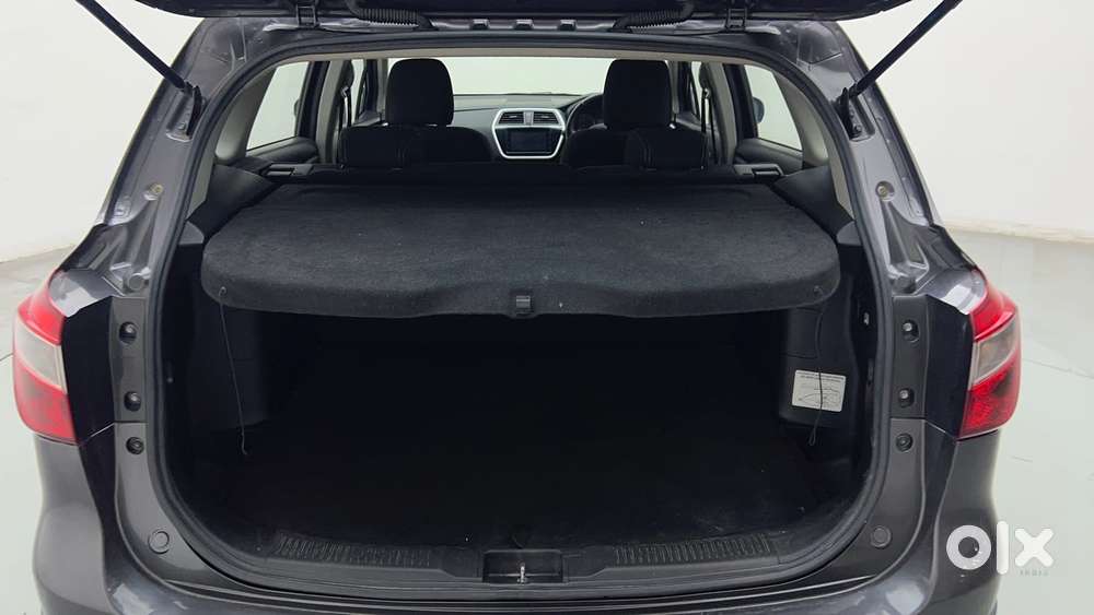 Maruti Suzuki S-cross 1.5 Zeta At, 2021, Petrol