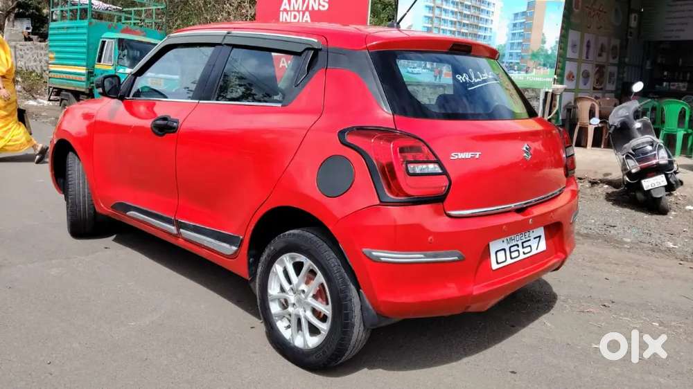 Maruti Suzuki Swift Zxi*. Petrol
