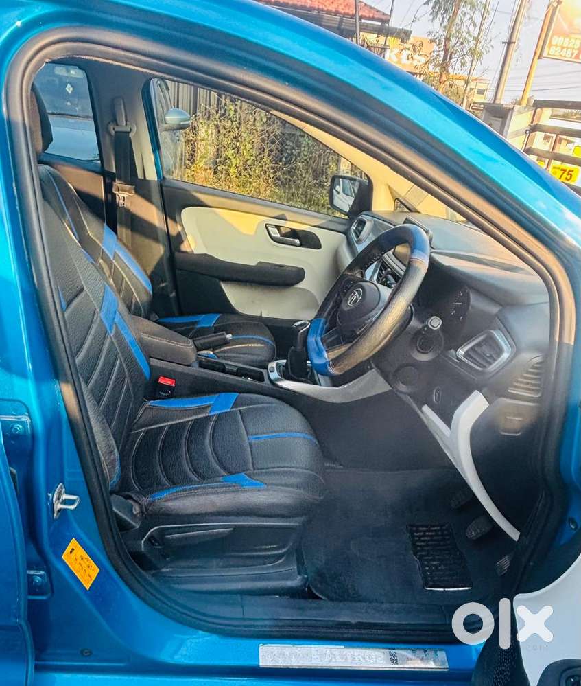 Tata Altroz Xz, 2022, Petrol