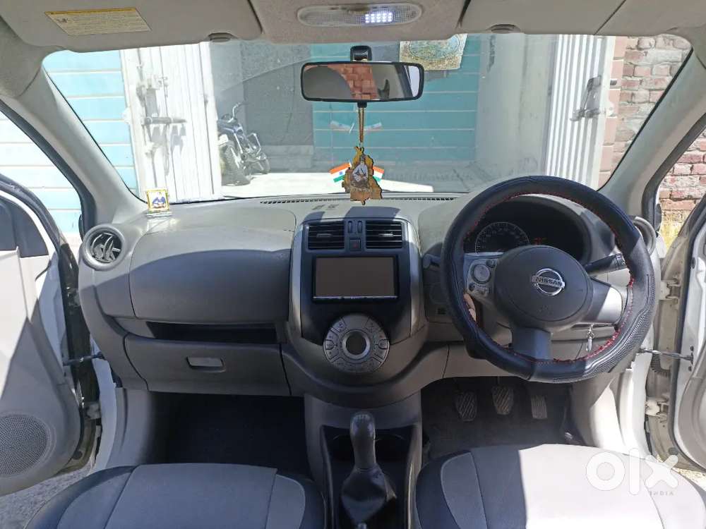 Nissan Sunny 2012 Petrol 70000 Km Driven