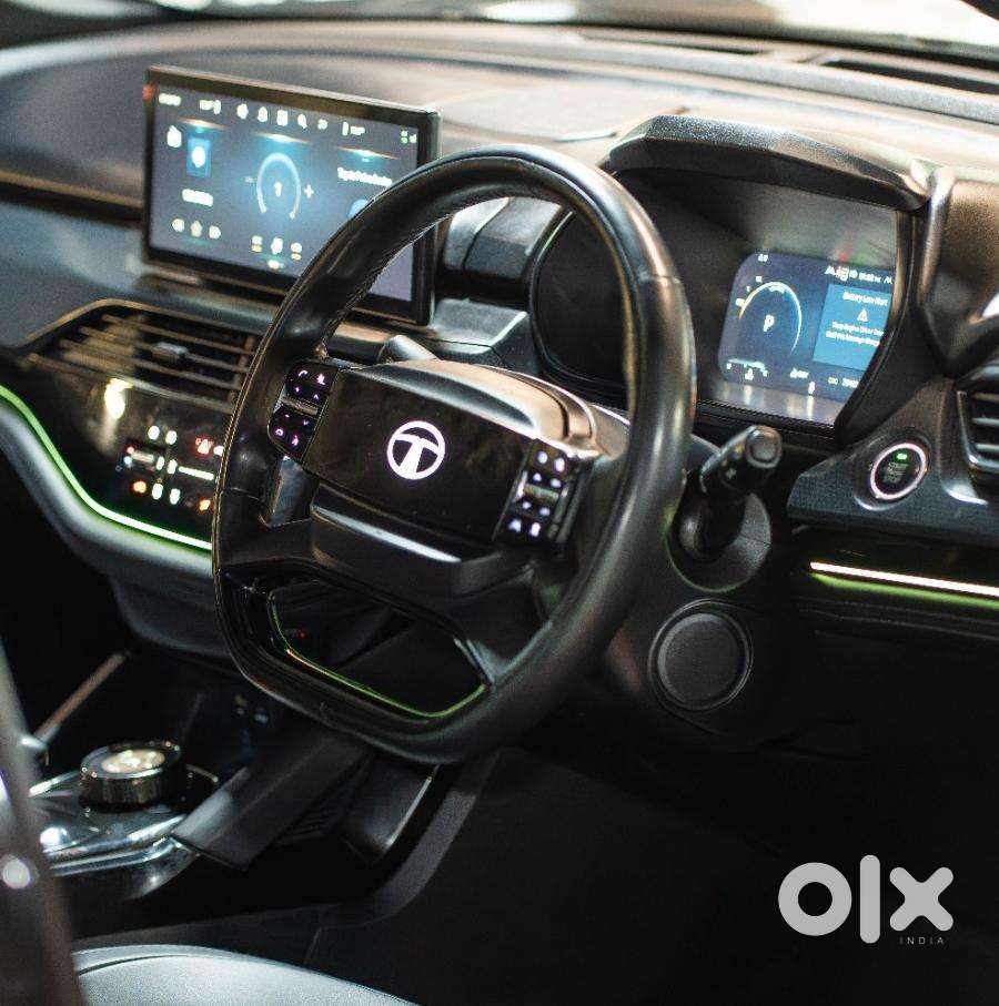 Tata Safari Accomplished Dark Edition At, 2026, Diesel