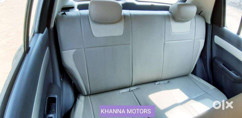 Maruti Suzuki Swift Vxi + Manual, 2011, Petrol