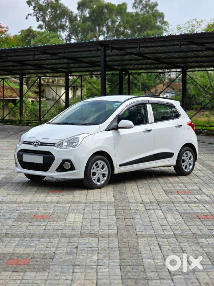 Hyundai Grand I10 Sportz (o) 1.2 At Vtvt, 2014, Petrol